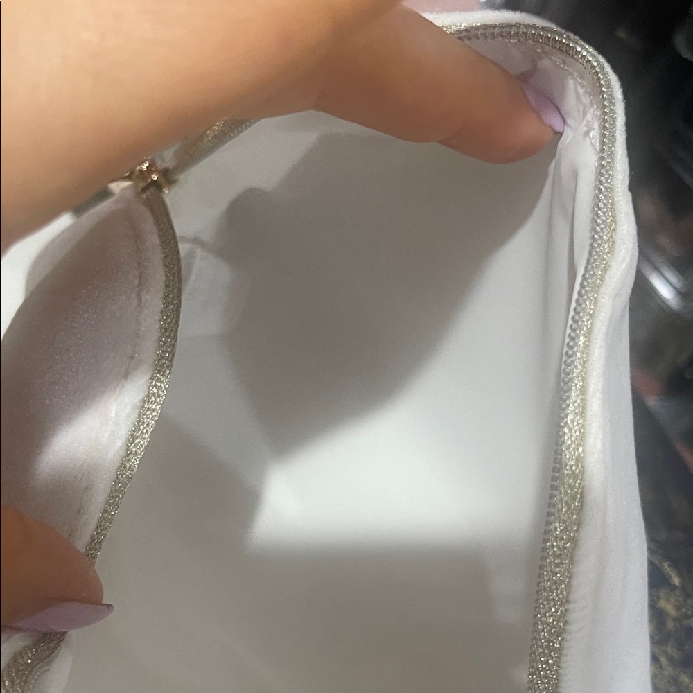 Dior Snowy White Pouch with Gold Details New in Box! This is only for the bag - Picture 4 of 6